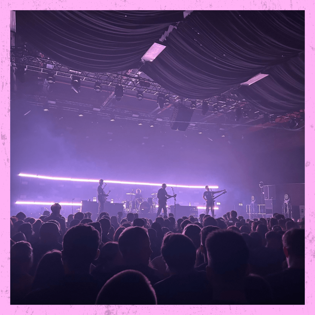 An Absolute Indie Masterclass: Corella, Peace & Circa Waves at O2 Victoria Warehouse, Manchester –&nbsp;22/02/25